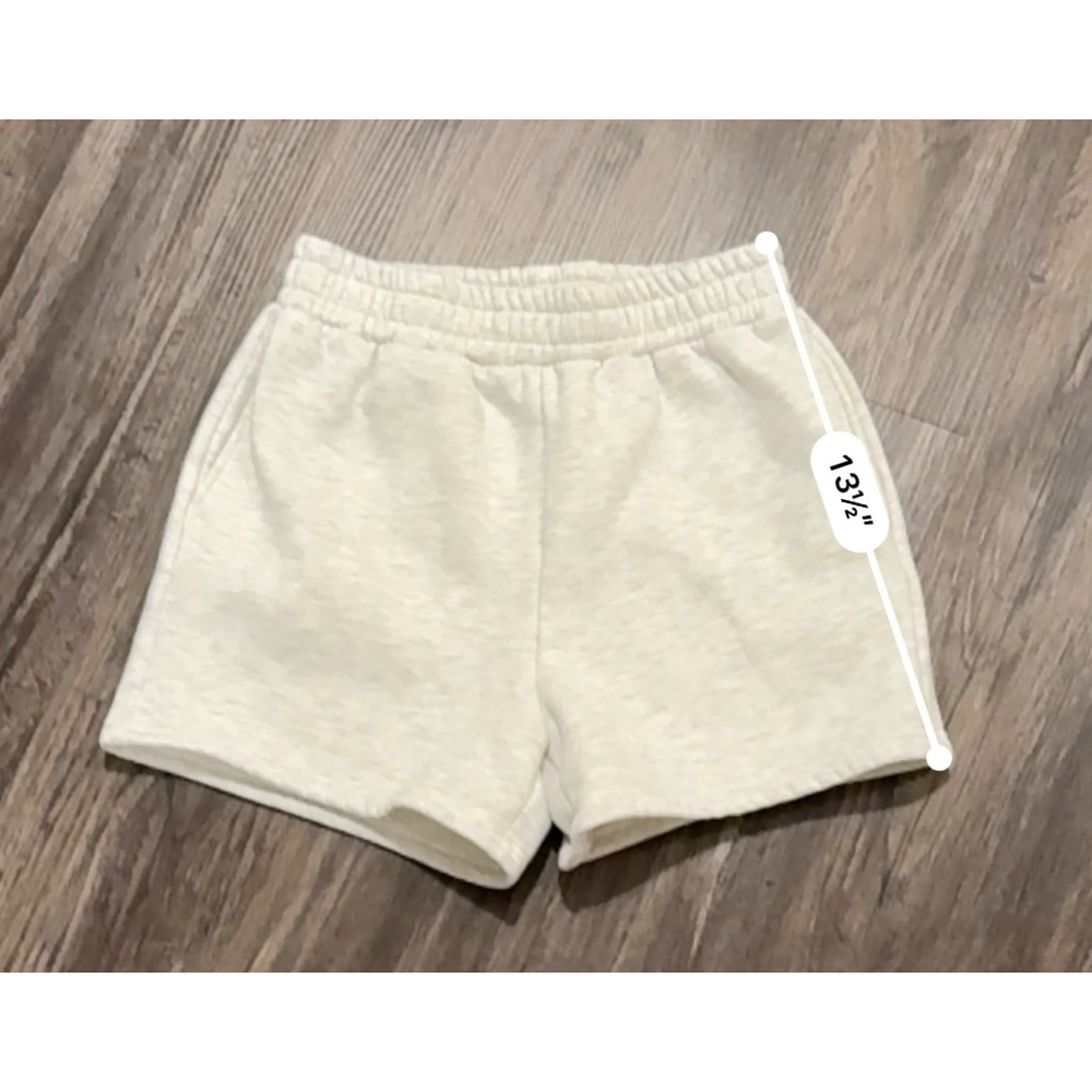 Bailey Rose Women's Light Oatmeal Fleece Lounge Sweat Shorts Elastic Waist Sz S - Picture 3 of 6